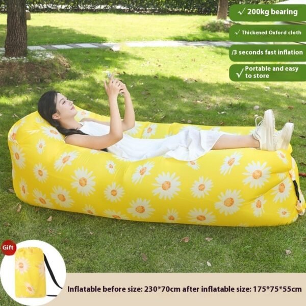 Little daisy pillow
