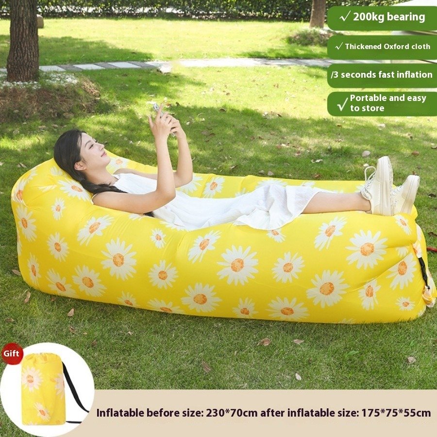 Little daisy pillow