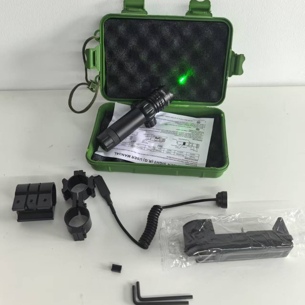 Adjustable Pistol Scope with Battery Pack