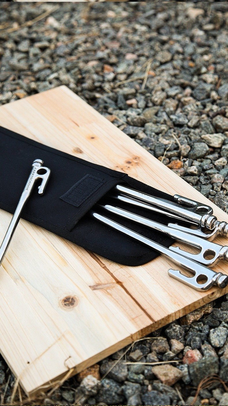 heavy-duty oxford fabric peg holder