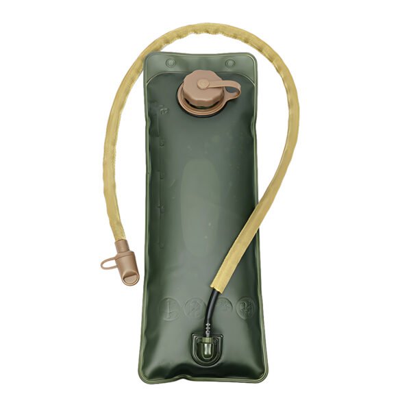 lightweight hiking water bag with drinking tube
